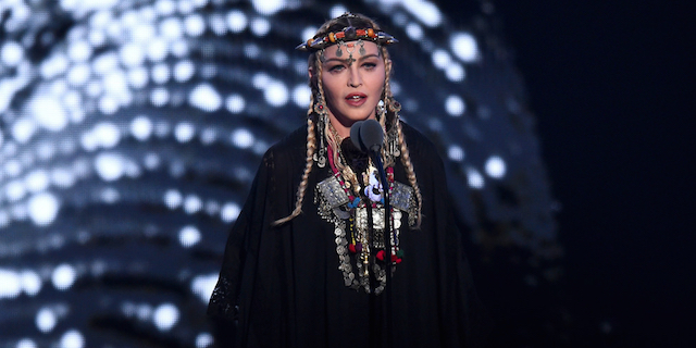 madonnaglaadhomenagem1